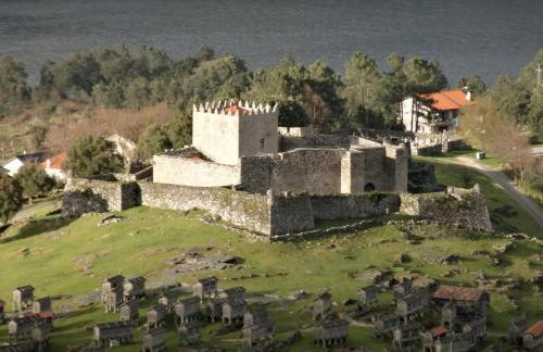 GoToGeres - Casa da Cerejeira - Casas de Alem - Foto 11