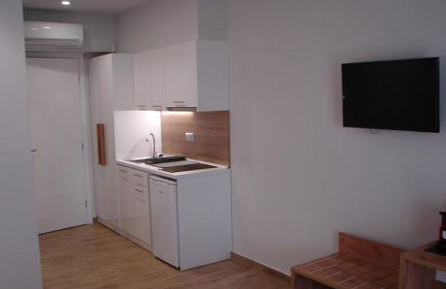 FOUR REASONS - Foto 67