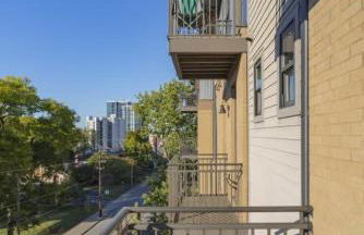 CozySuites MusicRow Astonishing Studio with free parking 38 - Foto 31