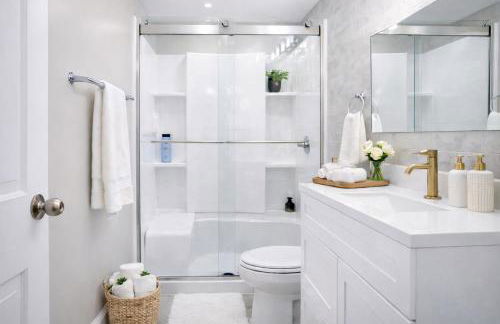 New Haven Staycation Near Yale Washer and Dryer Groups - Foto 26