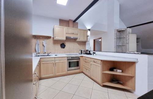 Alpha Apartments - Photo 8