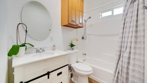 Work and Play! Studio Retreat 2 Mi to Dtwn Riverside - Foto 4