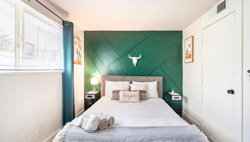 2BR Apt with BBQ & Parking Spring Fling Stay - Foto 3, towels