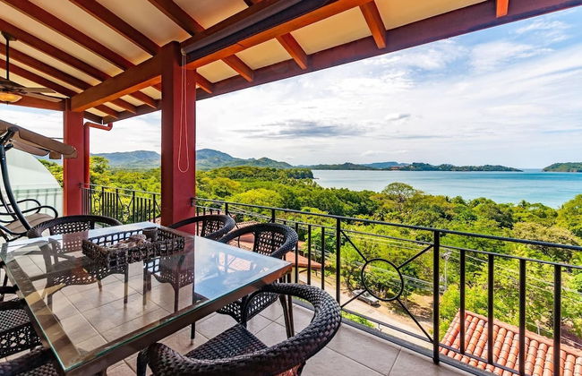 Big Hillside Villa in Potrero With Pool and Panoramic Ocean Views - Photo 1