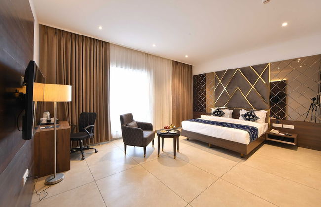 Clubhouse Hotel Morbi - Foto 14