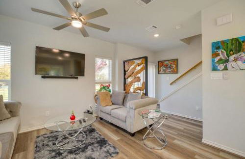 South Houston Townhome with Patio & Gas Grill - Foto 7