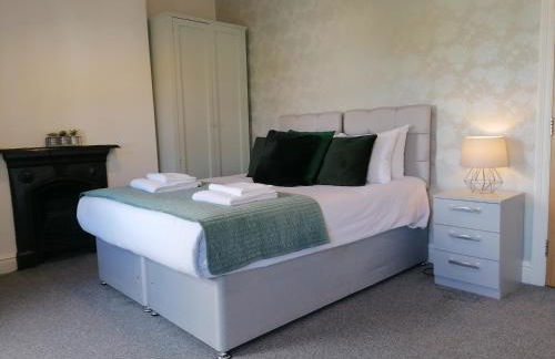 Chester 4 Bedroom House, Contractors & Leisure by Rework Accommodation - Photo 34