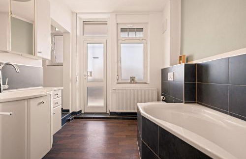 Wohnen im alten Bahnhof inkl Balkon - 5 min zum Ravensburger Spieleland - Foto 10