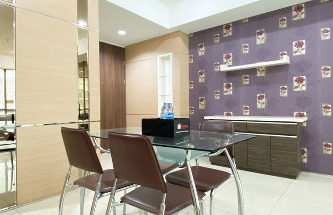 Modern Look And Comfort 2Br Kemang Village Apartment - Photo 28