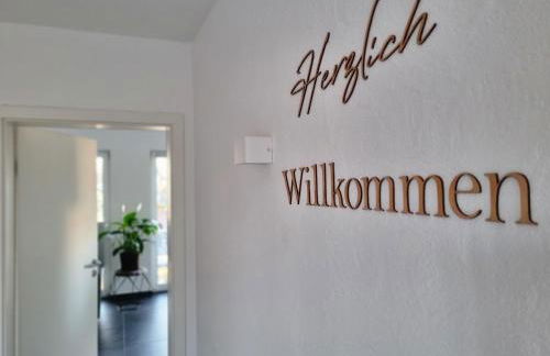 Wellnesshaus Dorfblick mit Outdoor-Jacuzzi und Infrarotkabine, NEU! - Foto 2