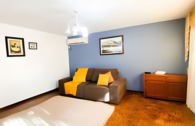 Casa 3 suites 1 quarto piscina AC 10 Hos - Foto 1