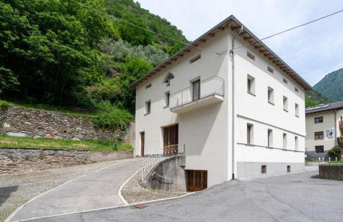 Al Campanile - Valtellina - 15 min da Bernina Express - Foto 3