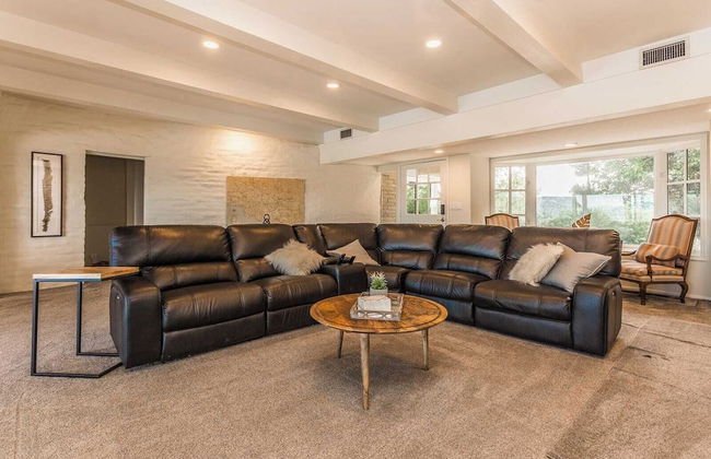 Oak Hills by Avantstay Panoramic View, Pool, Spa - Foto 25