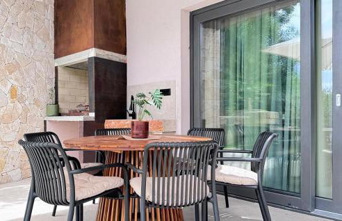 2 Bedroom Stunning Home In Labin - Foto 11