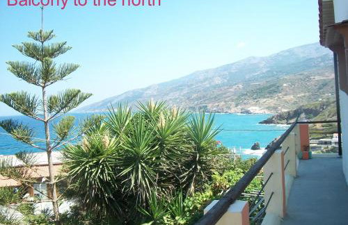 The House of Summer Winds - Photo 21