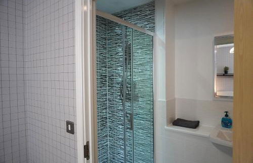 Rylance Luxury House - Free Parking - Foto 50