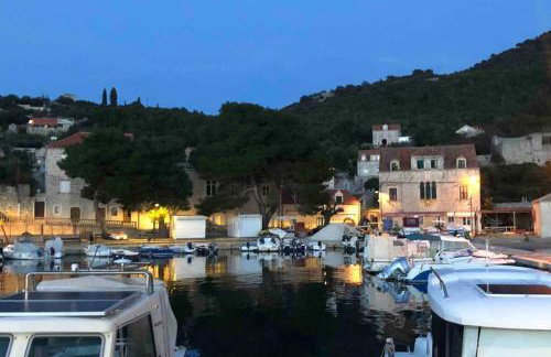 SECRET PARADISE-Holiday home with hot tub and BBQ - Photo 47