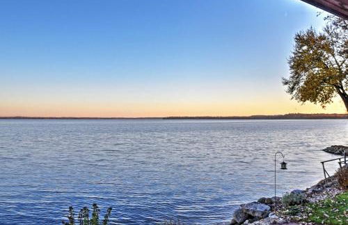 Spacious Edgerton Home with Private Beach and Views! - Foto 33