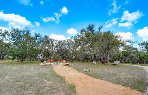 Pet-Friendly Johnson City Studio with Inspiring View - Foto 29