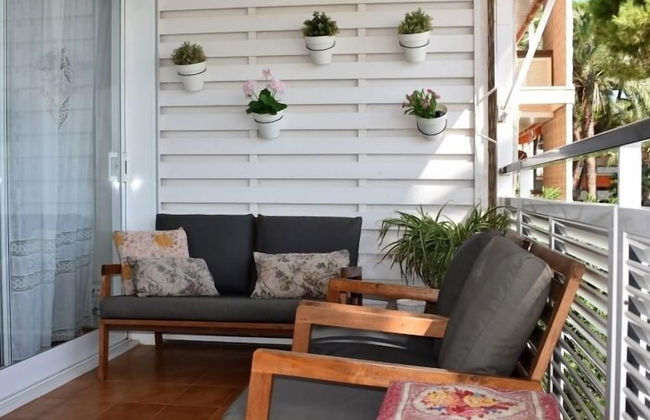 Sanpan Be my Guest Castelldefels - Photo 16