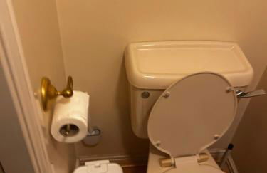 Brades Rise House - 3 bedroom house with 2 toilets with a private garden - Foto 13