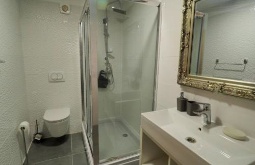 Countryside Villa Latin with Outdoor Swimming Pool - Foto 20