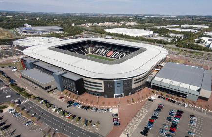 Cozy 2 Bed in Milton Keynes Free parking & WiFi - Photo 45