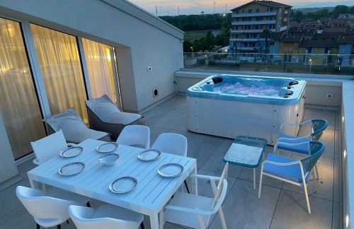 Haus Margarete - Attico Infinity Vista Mare con Jacuzzi - Agenzia Cocal - Foto 1