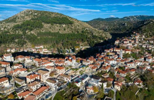 Koukou Spitiko - Photo 51