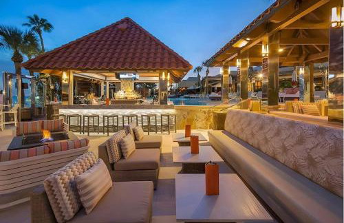 Newly Renovated San Luis Resort luxury condo - Foto 24