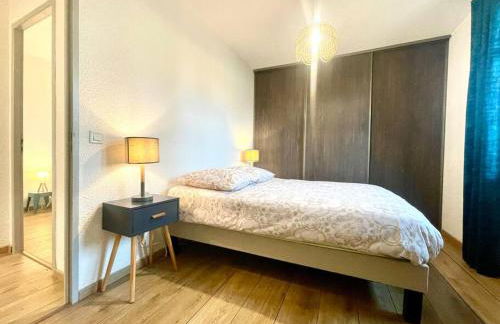 147 - Vue Cité Médiévale et Parking - Foto 19