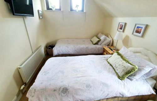Lindas Retreats Self catering accommodation 1 bedroom cottage or 3 bedroom House - Foto 14