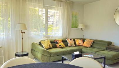 Spacious 3 room close to tram and amenities - Foto 5