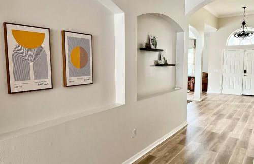 Spacious 5BR Private Home, Private Pool & Salt Water Spa, Minutes from Beaches - Foto 15