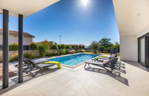 Villa Abarica by Villsy - with heated pool, sauna, jacuzzi - Foto 18