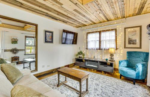 Walk to Downtown Eclectic Wisconsin Dells Home - Foto 4