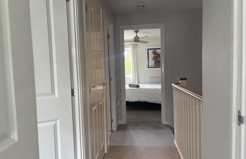 Spacious 3 Bed House in Horsham - Foto 23