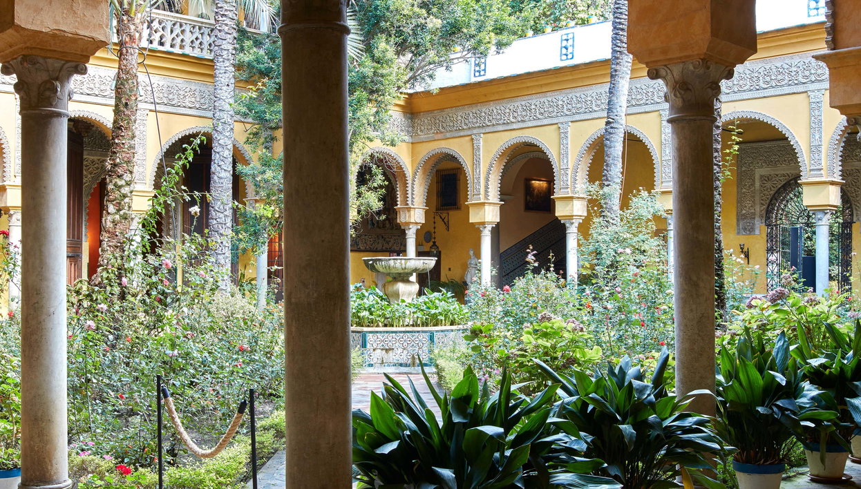 Entrada al Palacio de las Dueñas - Foto 1, Entrada al Palacio de las Dueñas