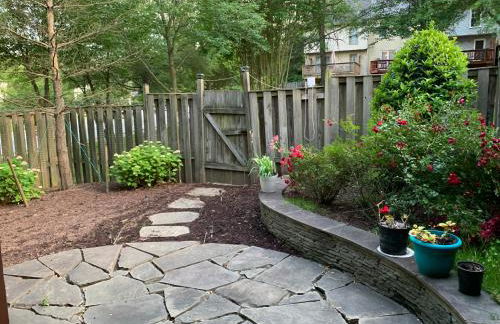 Townhouse with High Speed WiFi & Free Parking - Foto 16