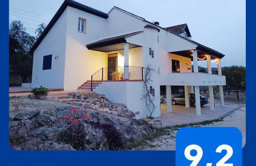 Ático con vistas a la ciudad - Foto 1