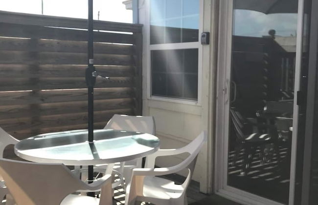 Charming Coastal Retreat - Foto 32