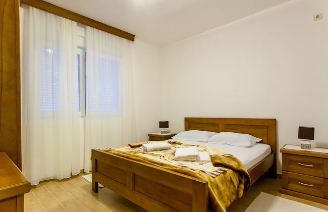 Apartments Ljubica - Photo 2