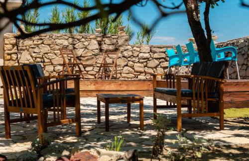 Villa Sortis and boat - Photo 22