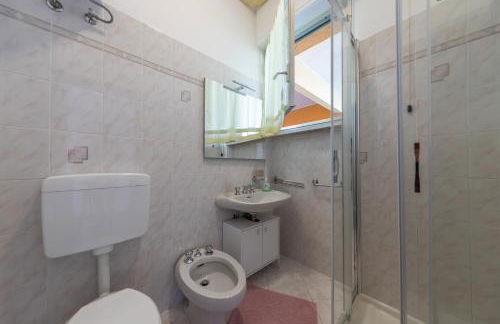 LakeStudio with Private Beach - Photo 3