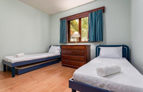 Casa na Granja Comary com piscina, churrasqueira e jacuzzi privativa - Foto 20