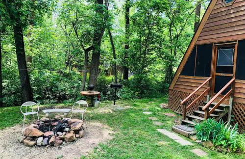 The Perch - Riverfront, Starlinks WiFi & Hot Tub - Photo 16