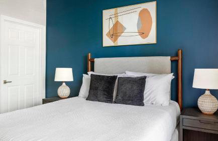 Landing Modern 2BD Pool Clubhouse - Foto 18