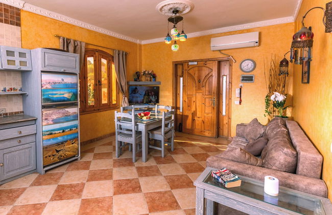 Villa With Pool BBQ Grill Garden Beduintent Sunbeds Jacuzzi - Foto 7