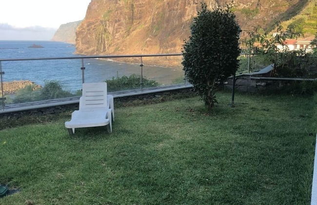 P Delgada 3-bed House, Sleeps 6, Parking & Seaview - Foto 17