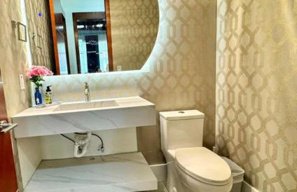 Luxury Downtown Home Near Lake Martin - Foto 9